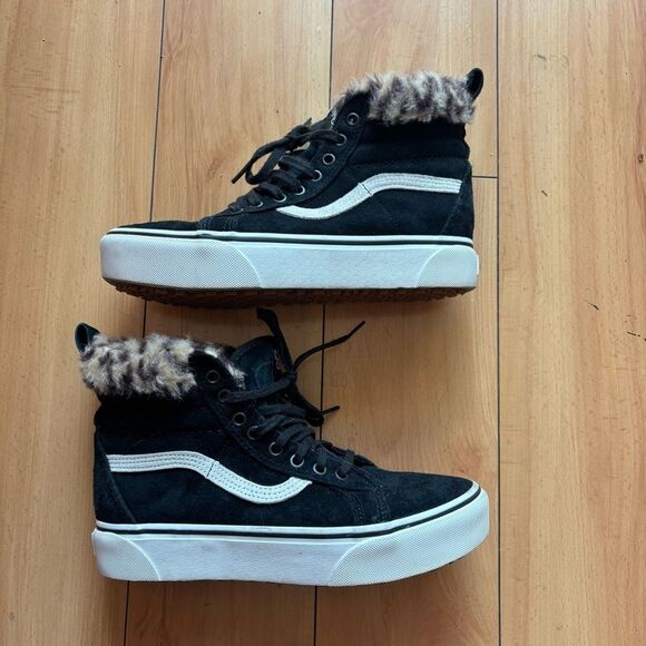 Vans SK8-Hi Fur Lined platform High Tops - Picture 4 of 9